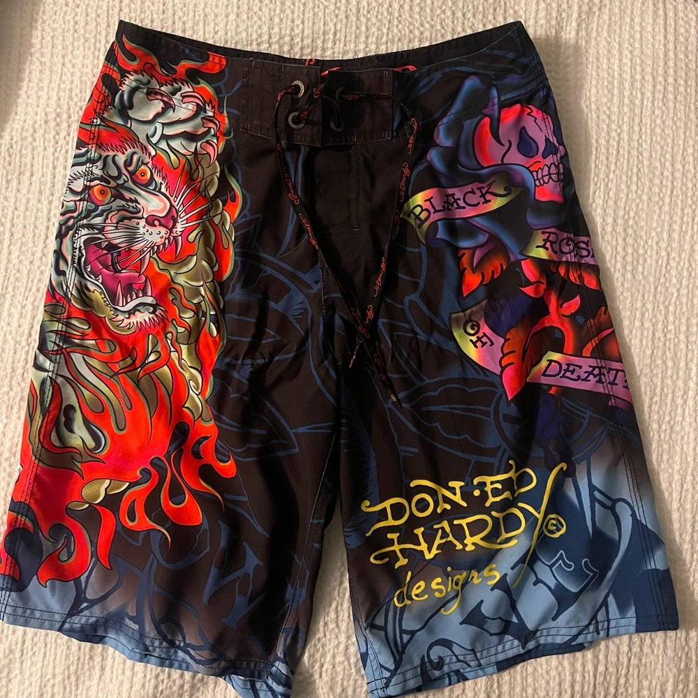 ED HARDY MEN’S SWIM BOARD SHORTS NWOT